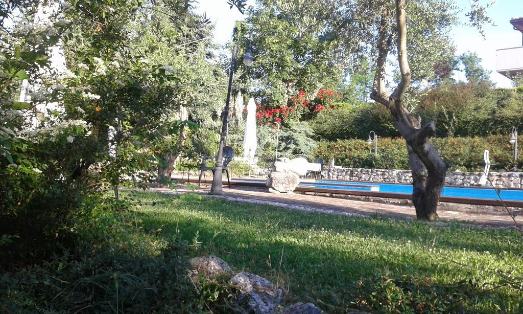 Villa Agriturismo La Solagna Montebello di Bertona Exterior foto